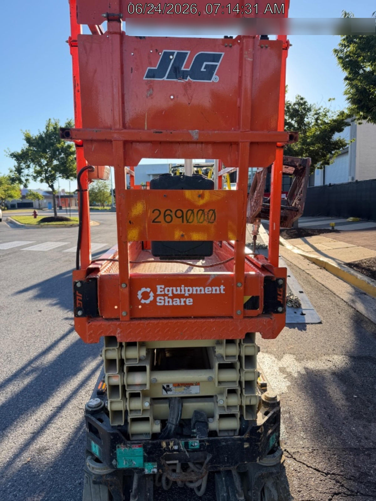 2022 JLG ES1932