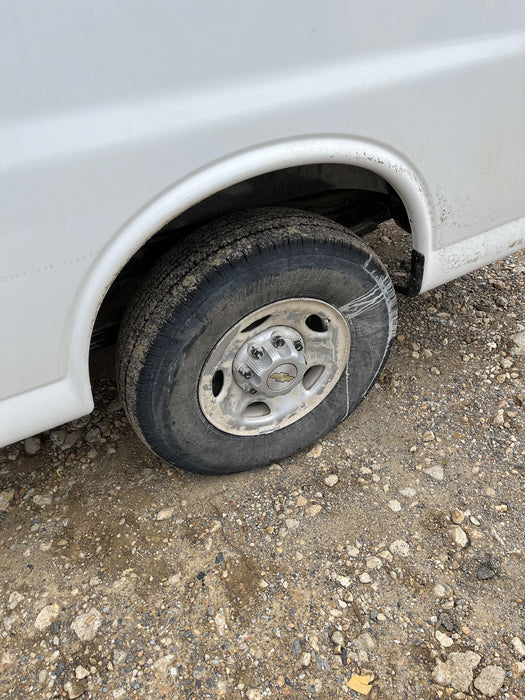 2023 CHEVROLET Express Van - Rental