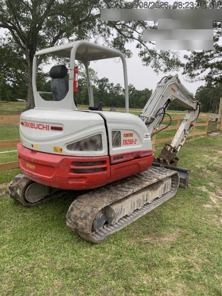 2021 TAKEUCHI TB250-2