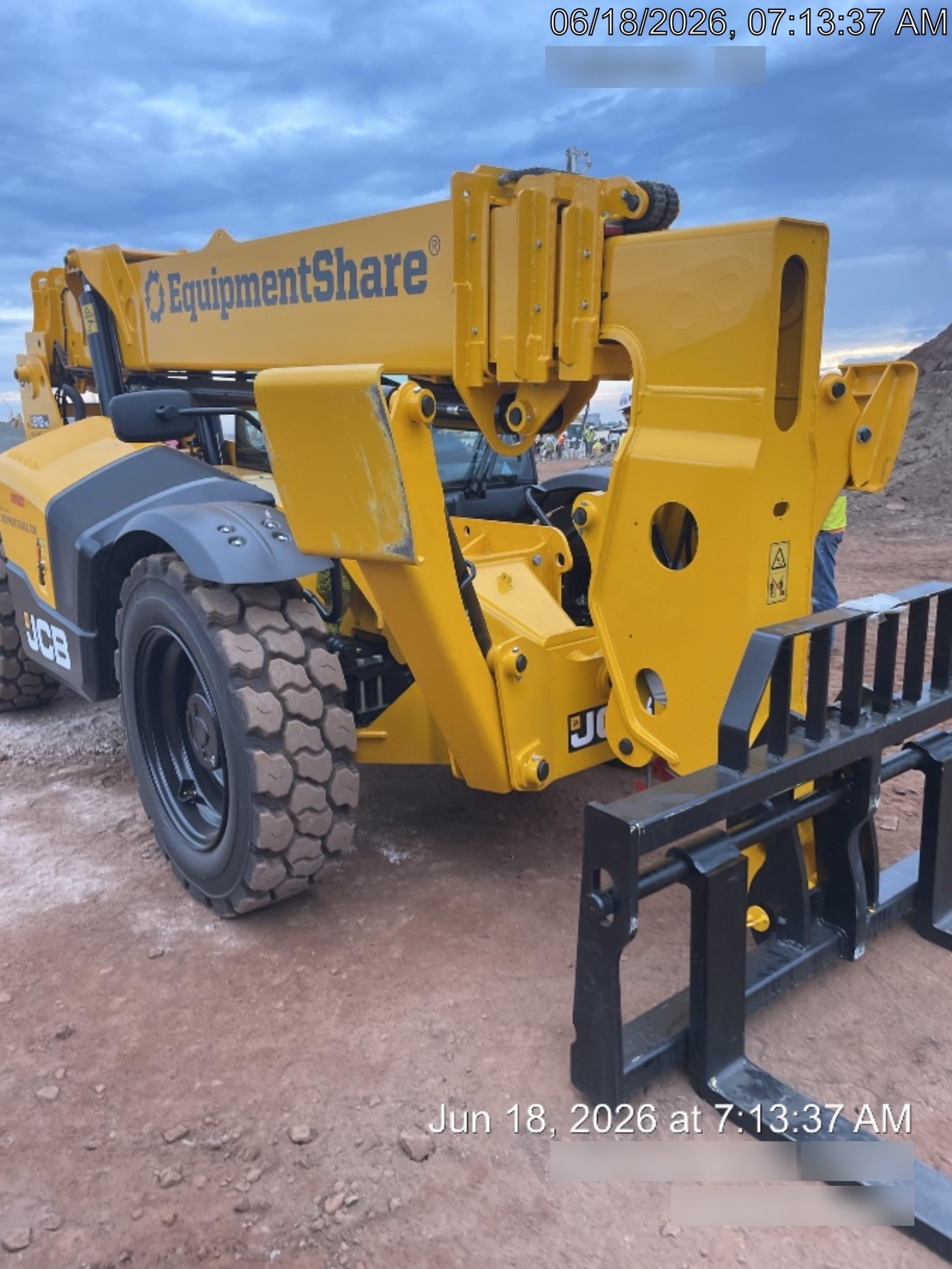 2026 JCB 512-56
