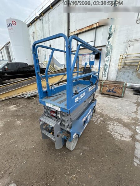 2019 Genie GS-1930 Fixed rails with chain Entry