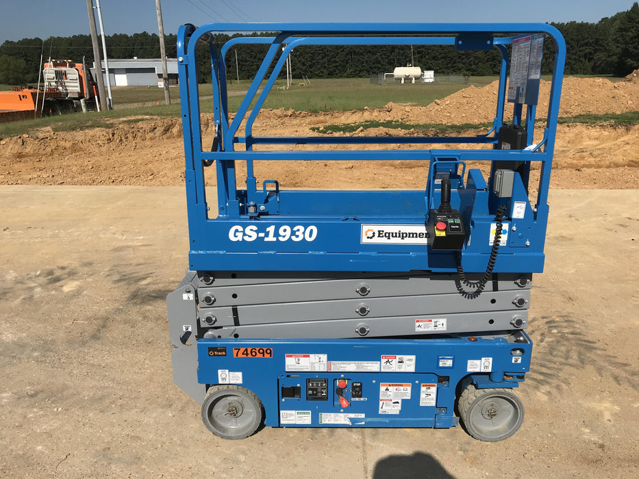 2020 Genie GS-1930 Fixed rails with chain entry gate - Pre A92.20
