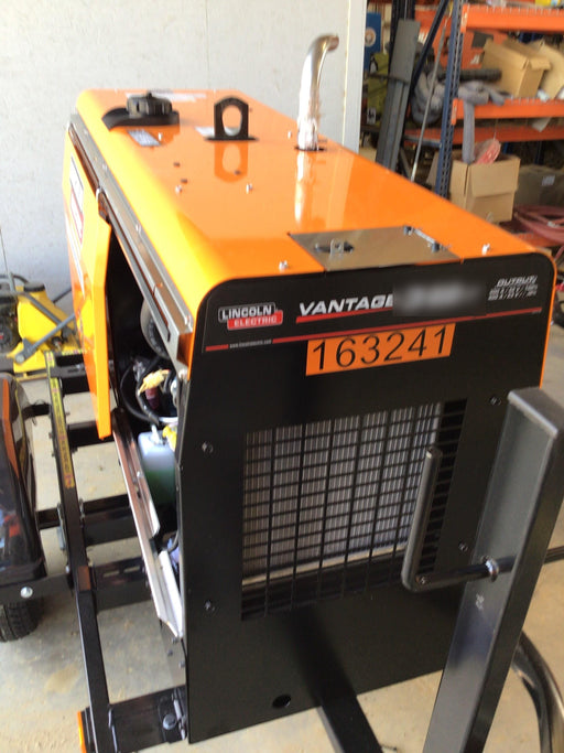 2021 Lincoln Electric Vantage 322 Vantage 322 Ready Pak 3 w/ Decals, ORANGE (includes trailer, cable rack, fender light kit) NO Telematics