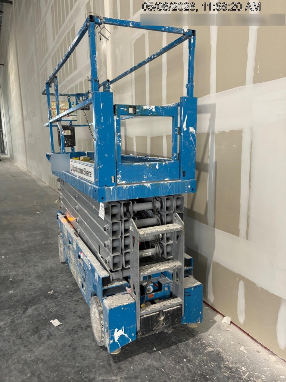 2022 GENIE GS-3232