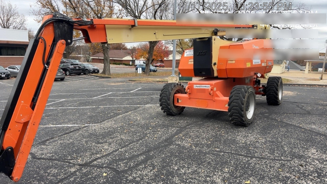 2019 JLG 800AJ