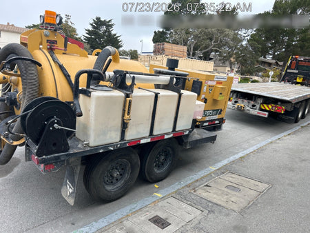 2023 Vac-Tron LP573XDT T4 Koehler Diesel Engine, 500 Gallon Debris Tank, x2 100 Gallon Water Tanks