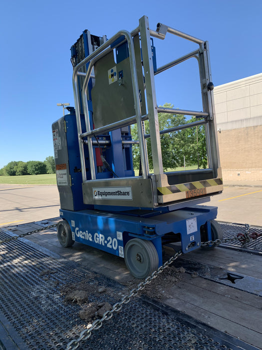2021 GENIE GR-20