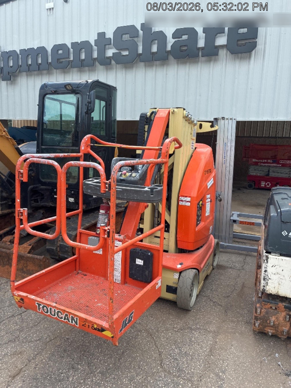 2022 JLG 26E