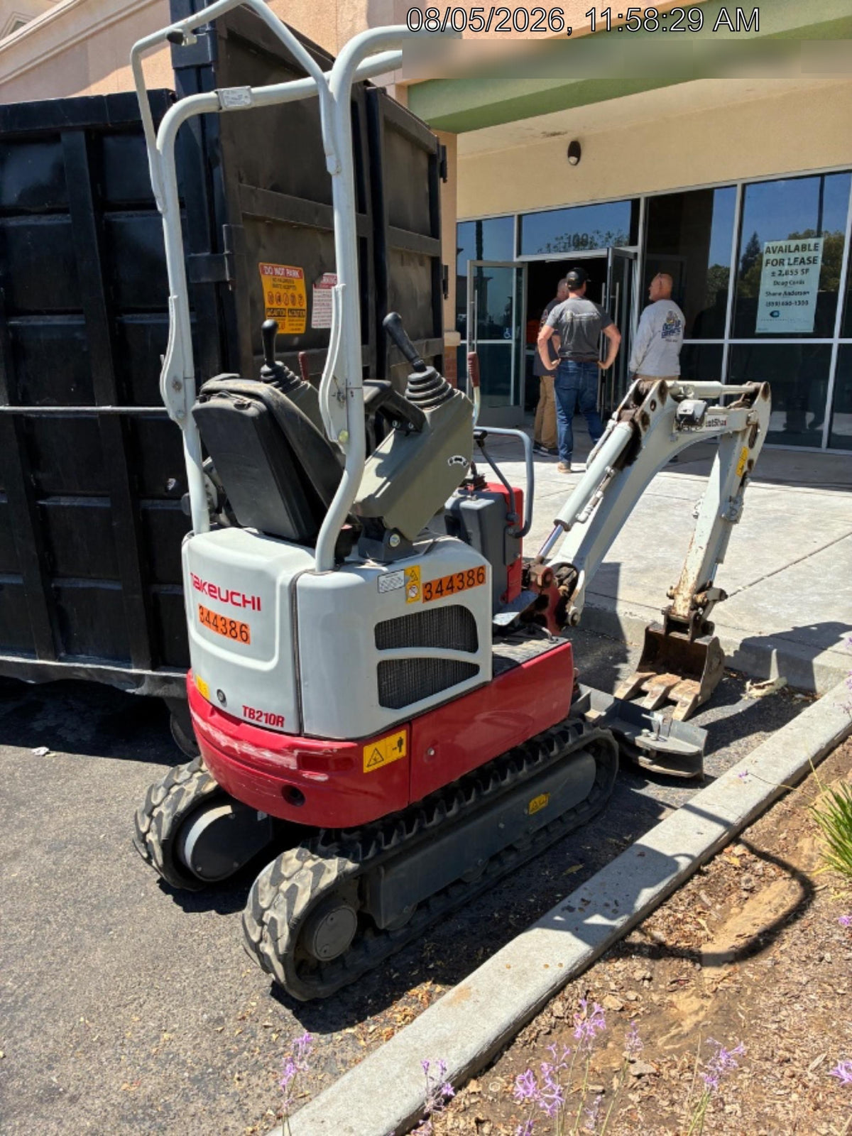 2023 TAKEUCHI TB210R