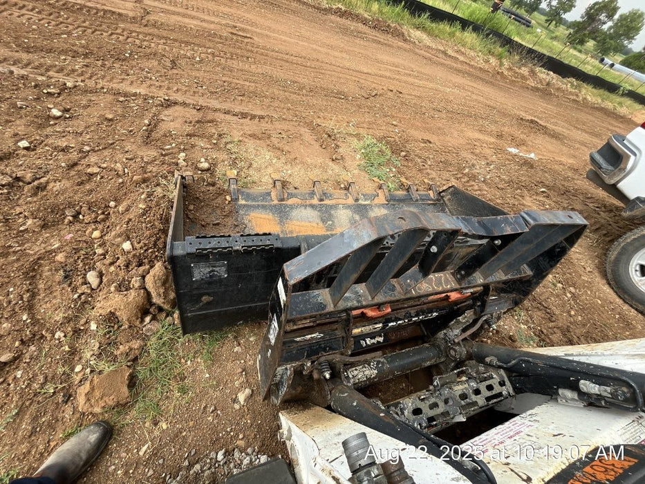 2020 KUBOTA PFL4548 Pallet Forks