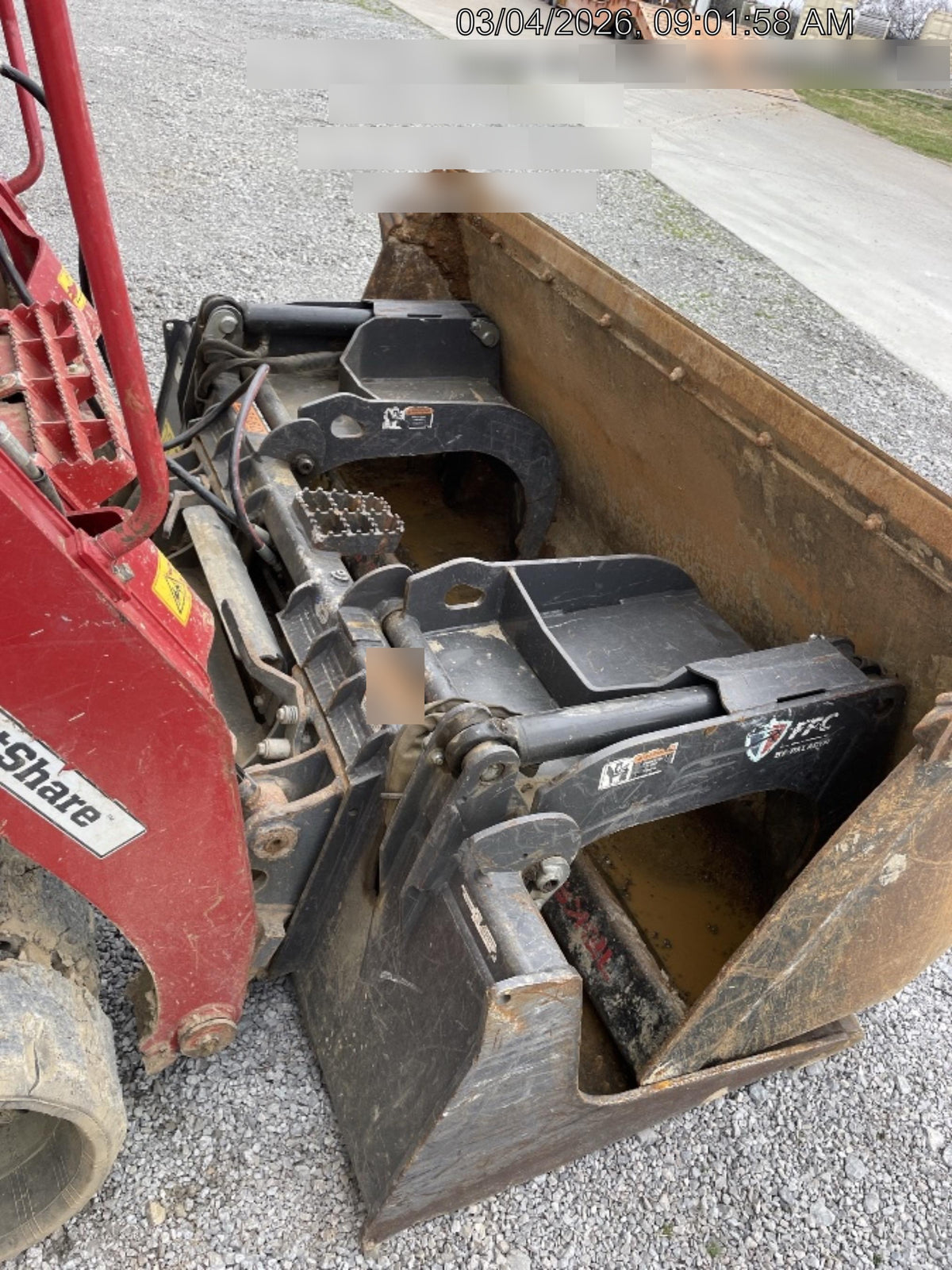 2019 PALADIN 76" Scrap Grapple Bucket - Paladin