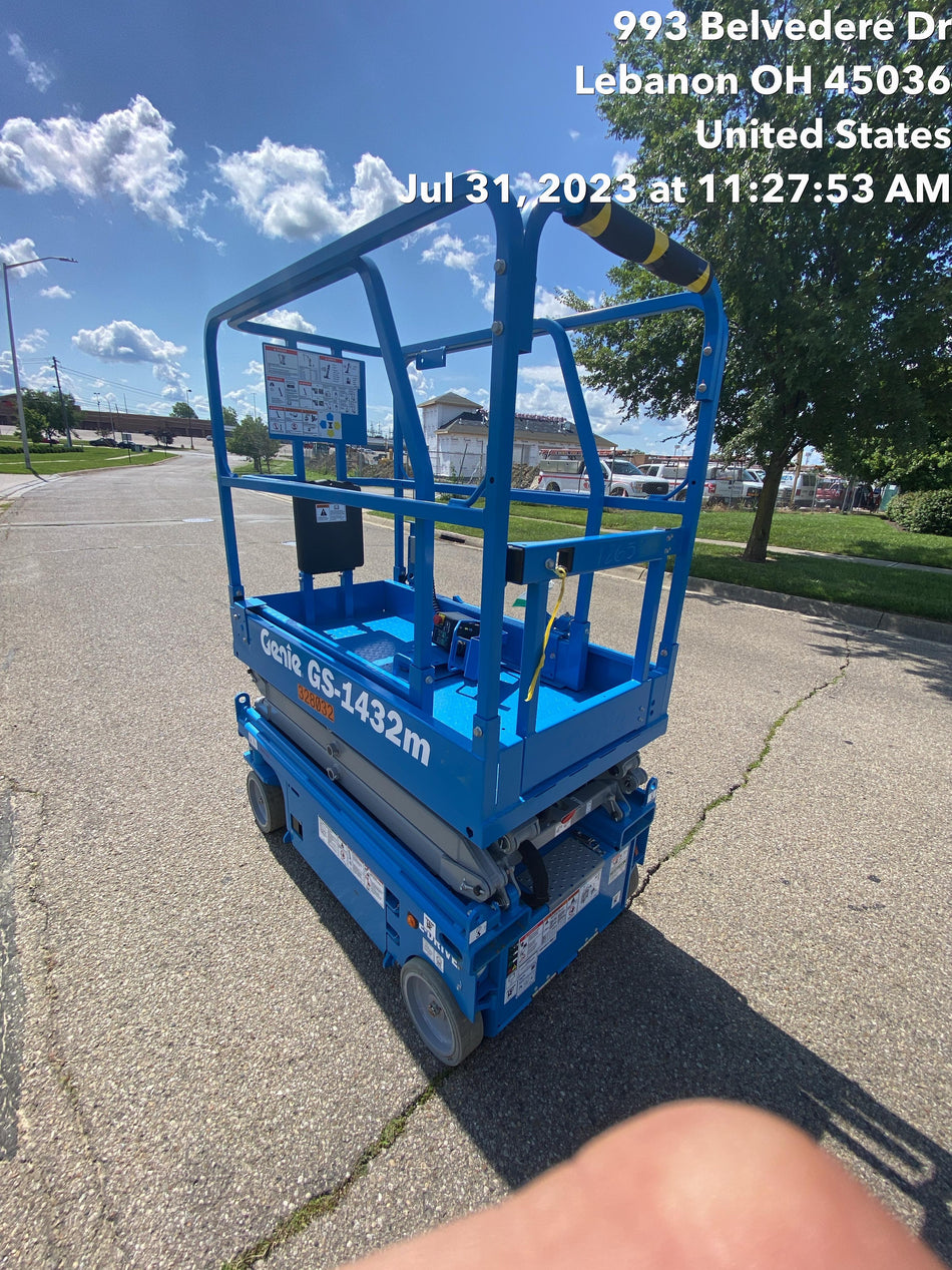 2023 GENIE GS-1432