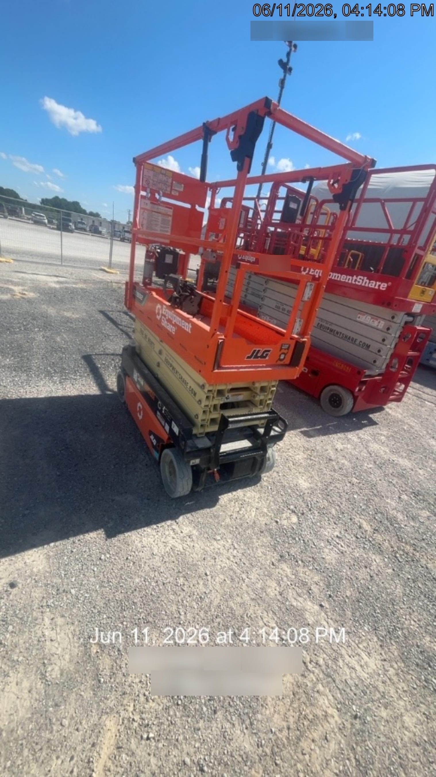 2025 JLG ES1932