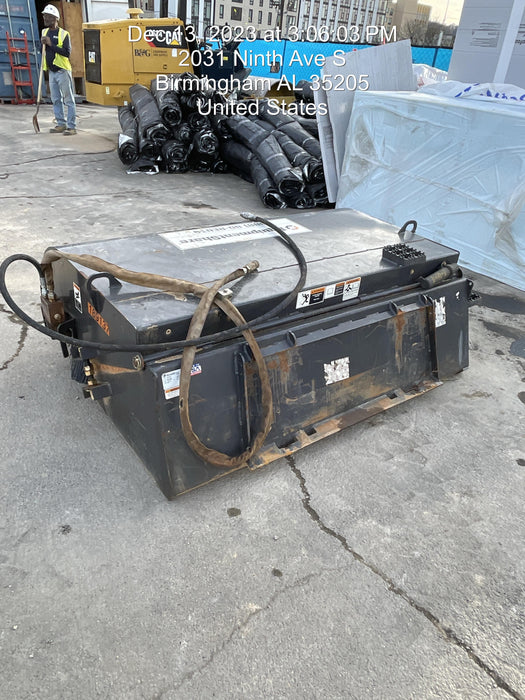 2021 PALADIN Sweepster SB72