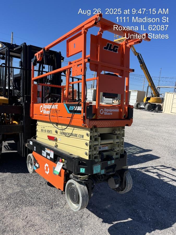 2025 JLG ES1932