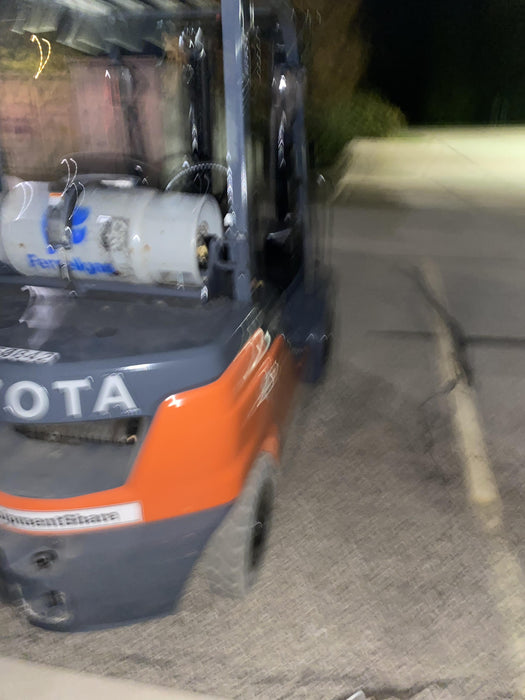 2022 TOYOTA 50-8FGU25