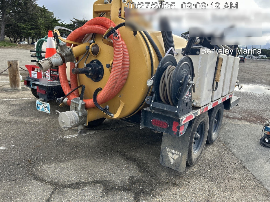 2023 Vac-Tron LP573XDT T4 Koehler Diesel Engine, 500 Gallon Debris Tank, x2 100 Gallon Water Tanks