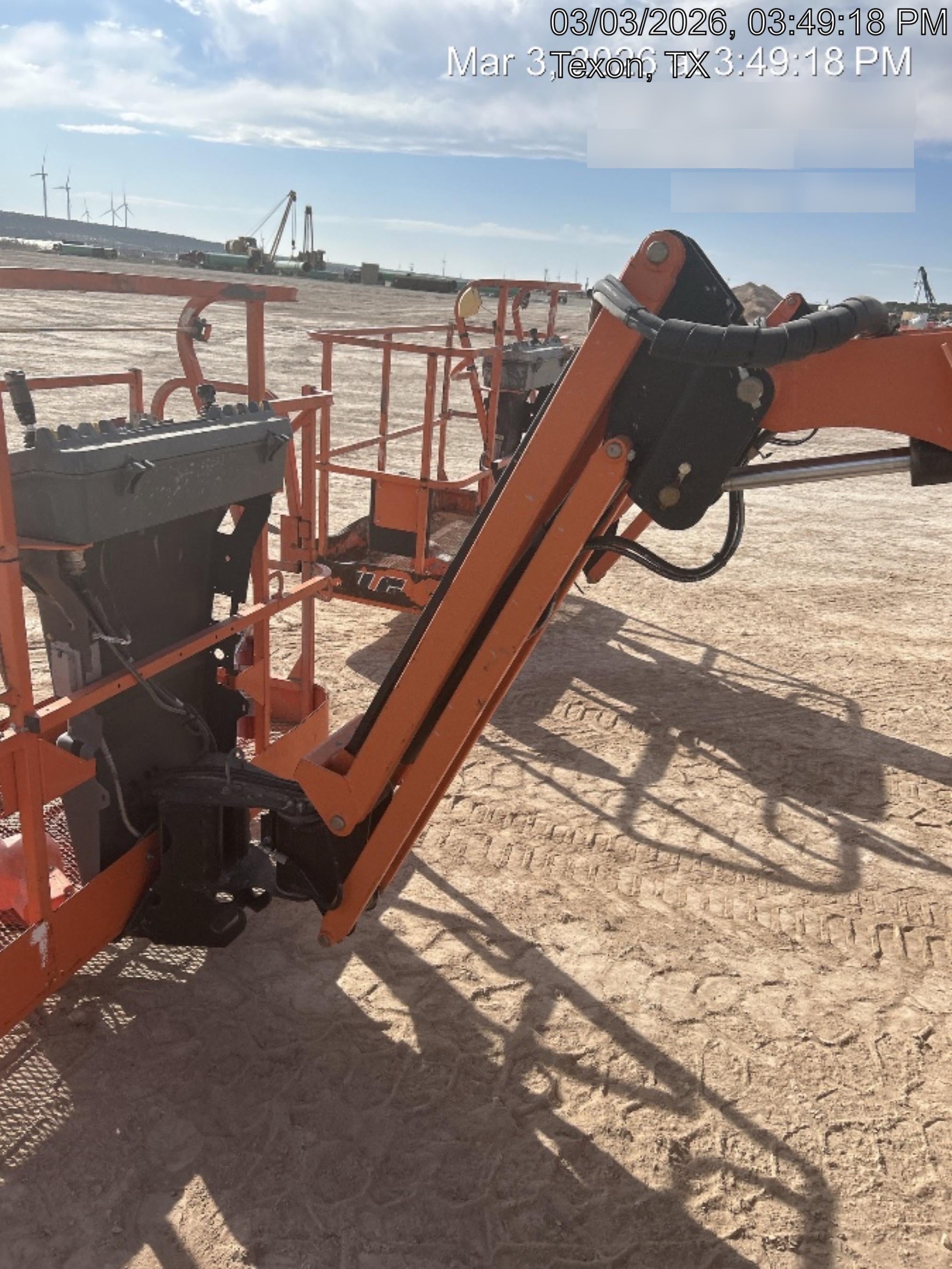 2019 JLG 450AJ