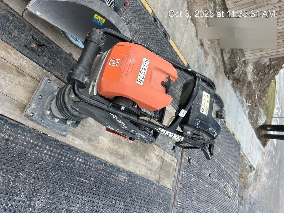 2025 HUSQVARNA LT6005