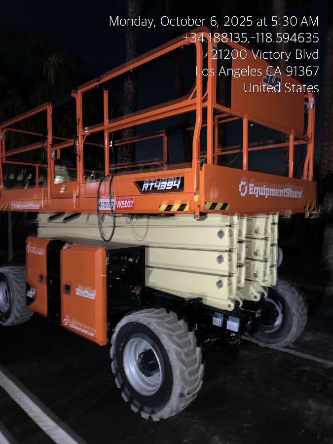 2024 JLG RT4394