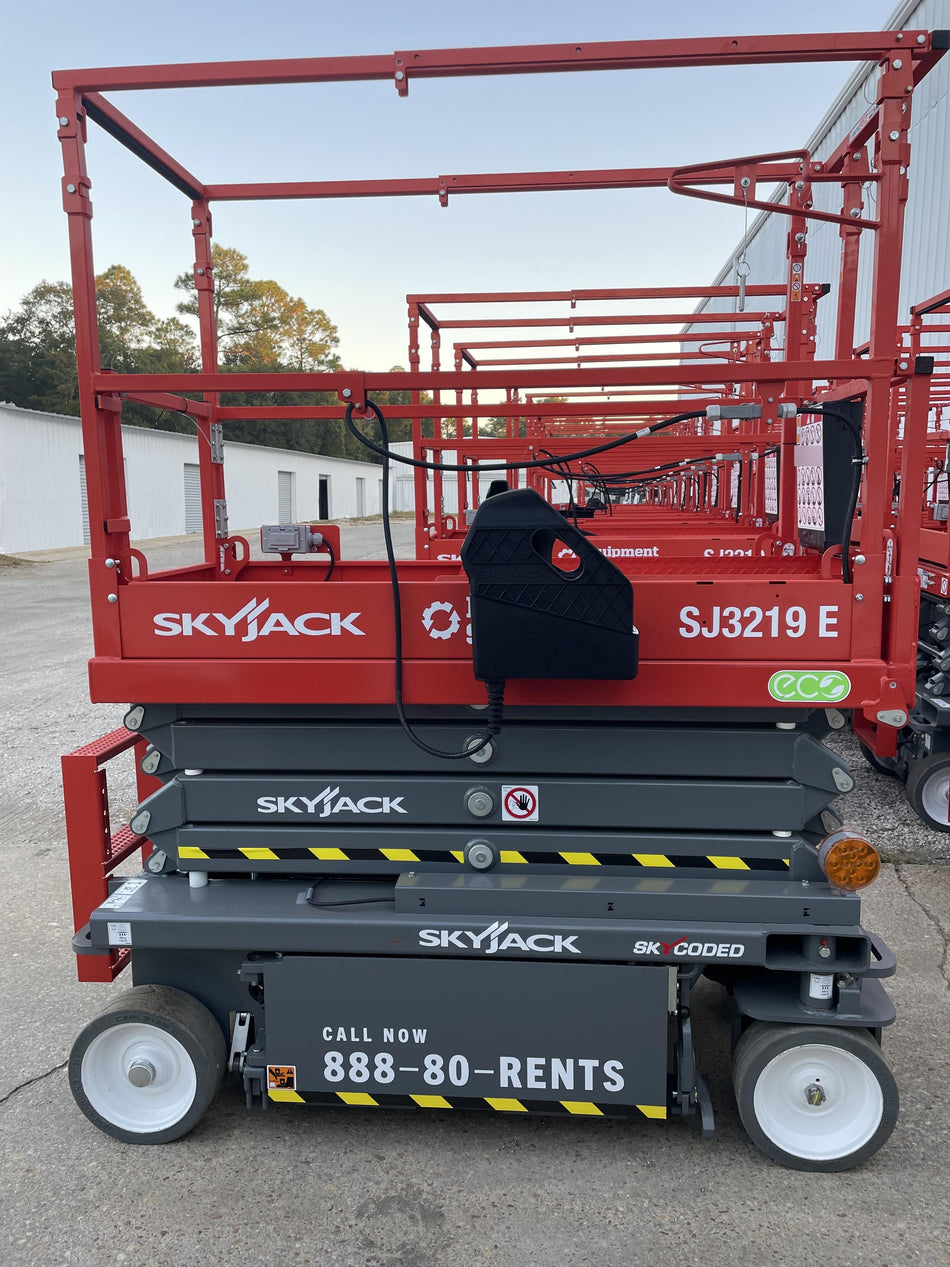 2024 Skyjack SJ3219 Electric Drive, Sld NM Tires, DBcns, RFRails, Power to Platform, T3 + Access Control