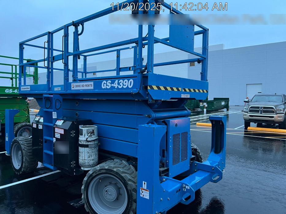2020 GENIE GS-4390 RT