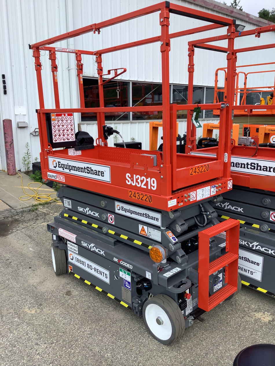 2022 SKYJACK SJ3219