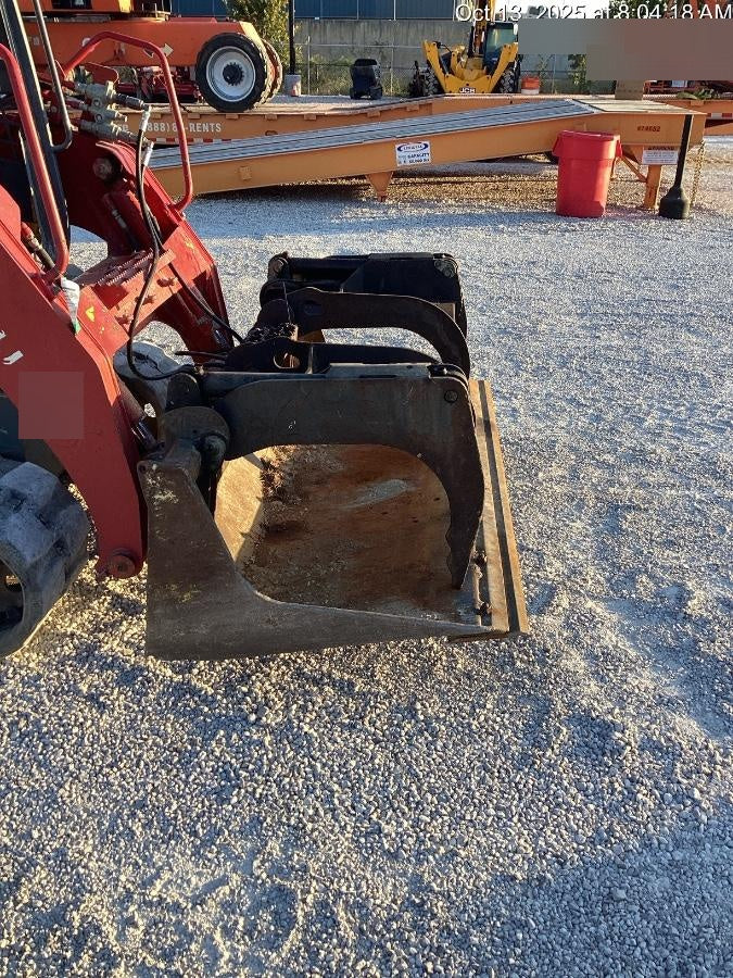 2019 PALADIN 76" Scrap Grapple Bucket - Paladin