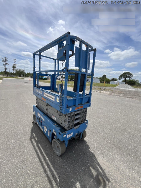2020 Genie GS-1930 Solid Non Marking Tires, Beacon, Folding rails with half height swing gate