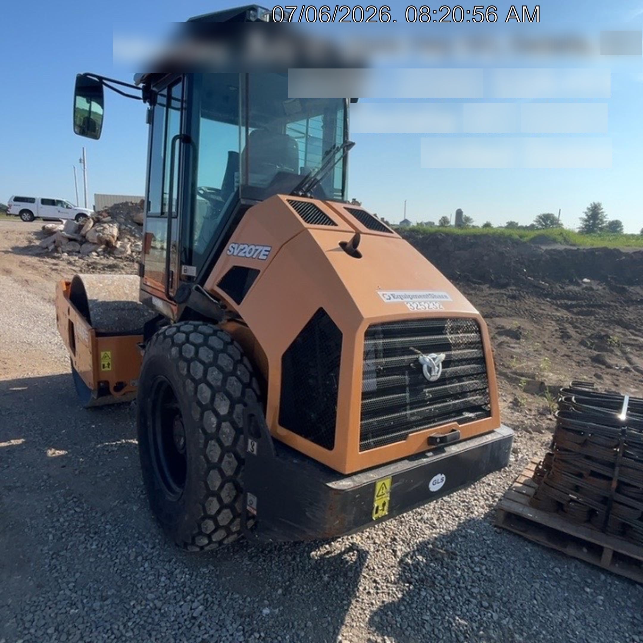 2023 CASE SV207E