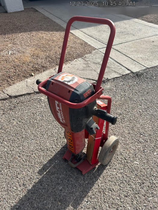 2021 HILTI TE 3000-AVR