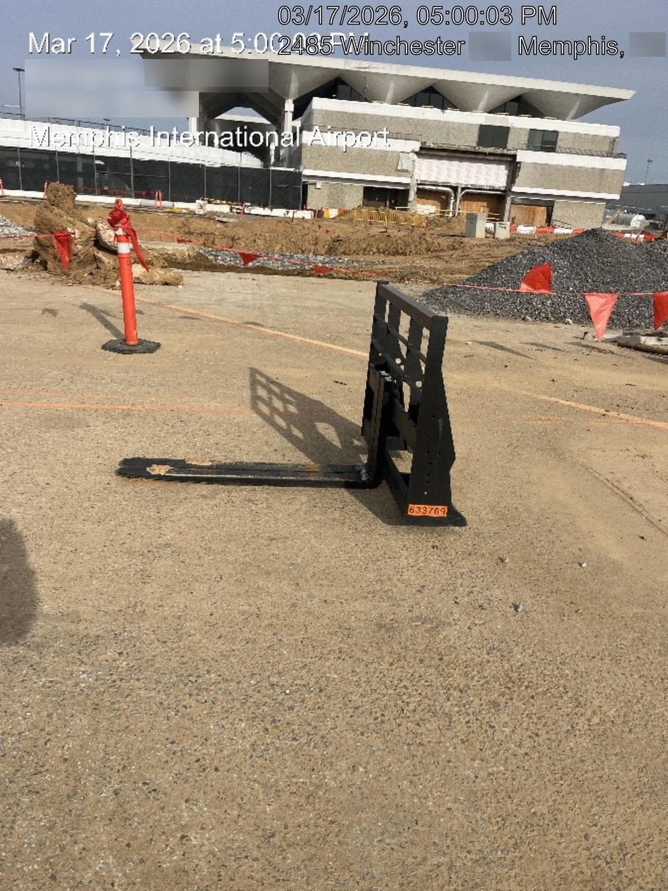 2025 ARROW MATERIAL HANDLING 48" Pallet Forks - Arrow