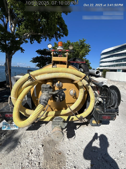 2020 Vac-Tron LP573XDT 24Hp Kohler Diesel - 500 Gal Debris Tank - 500 CFM Vacuum Pump - x2 100 Gal Water Tanks