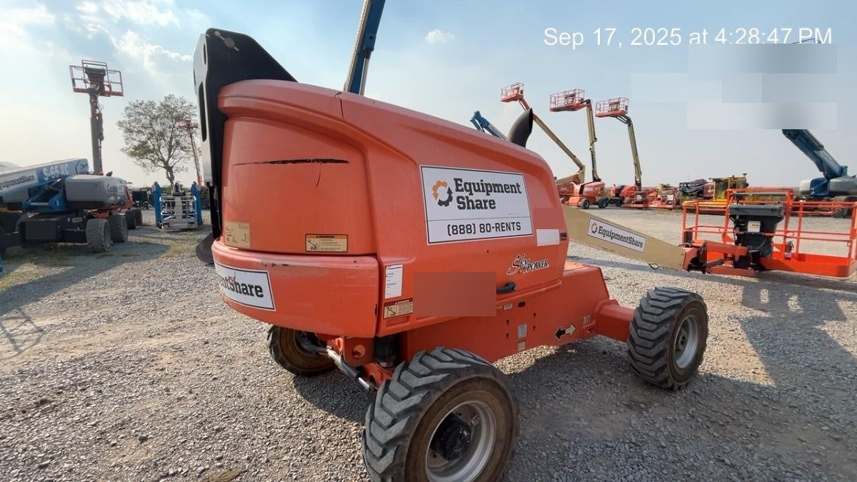 2019 JLG 460SJ