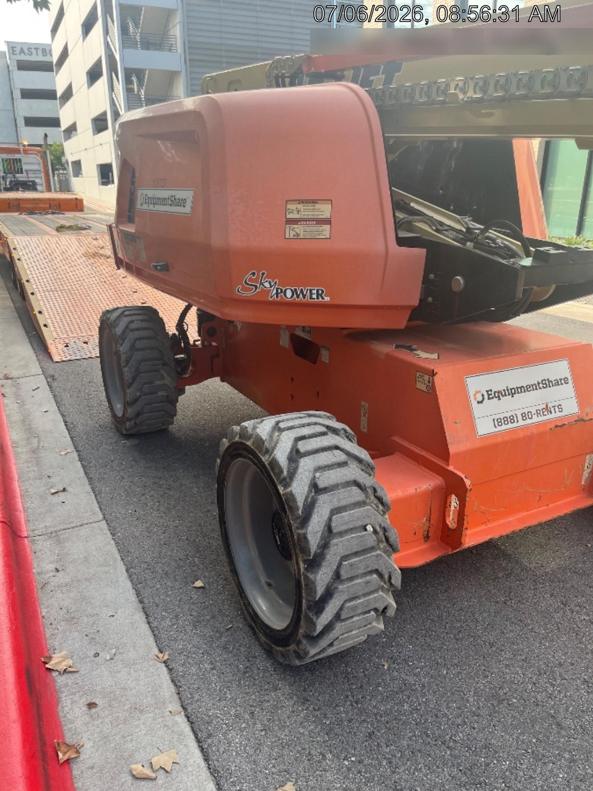2021 JLG 660SJ