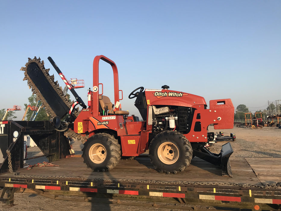 2022 DITCH WITCH RT45A