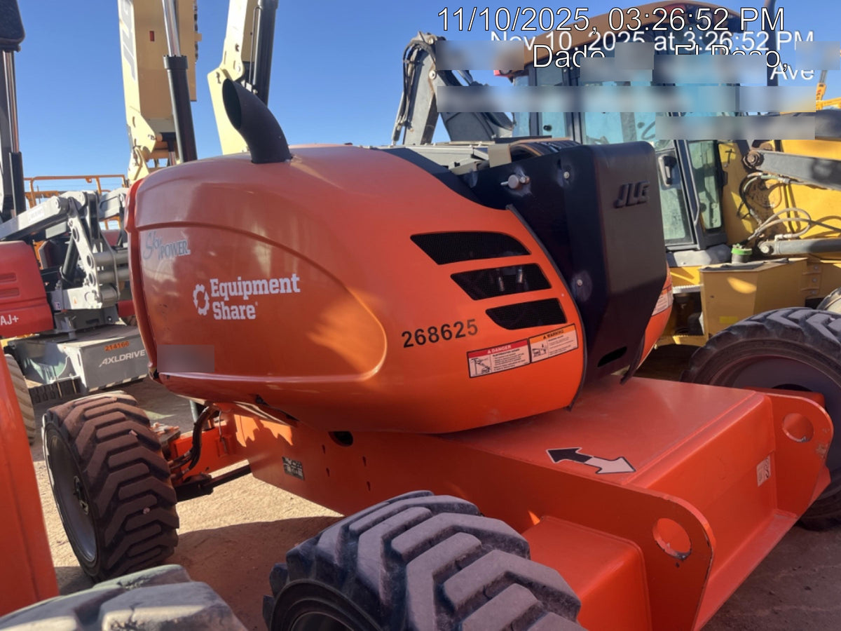 2022 JLG 600AJ