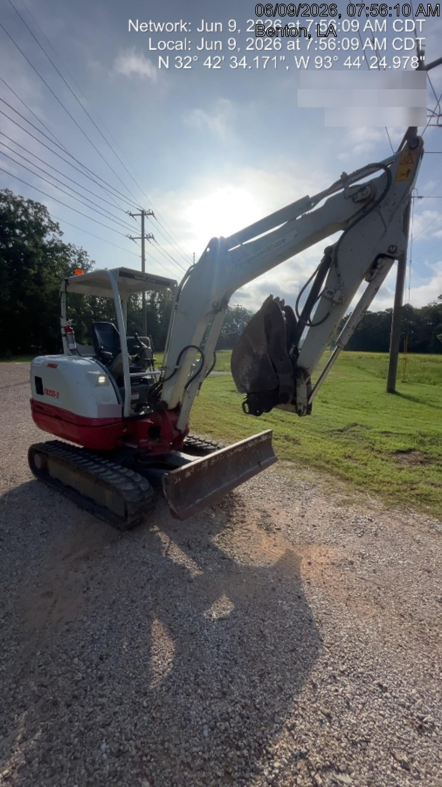 2022 TAKEUCHI TB235-2R