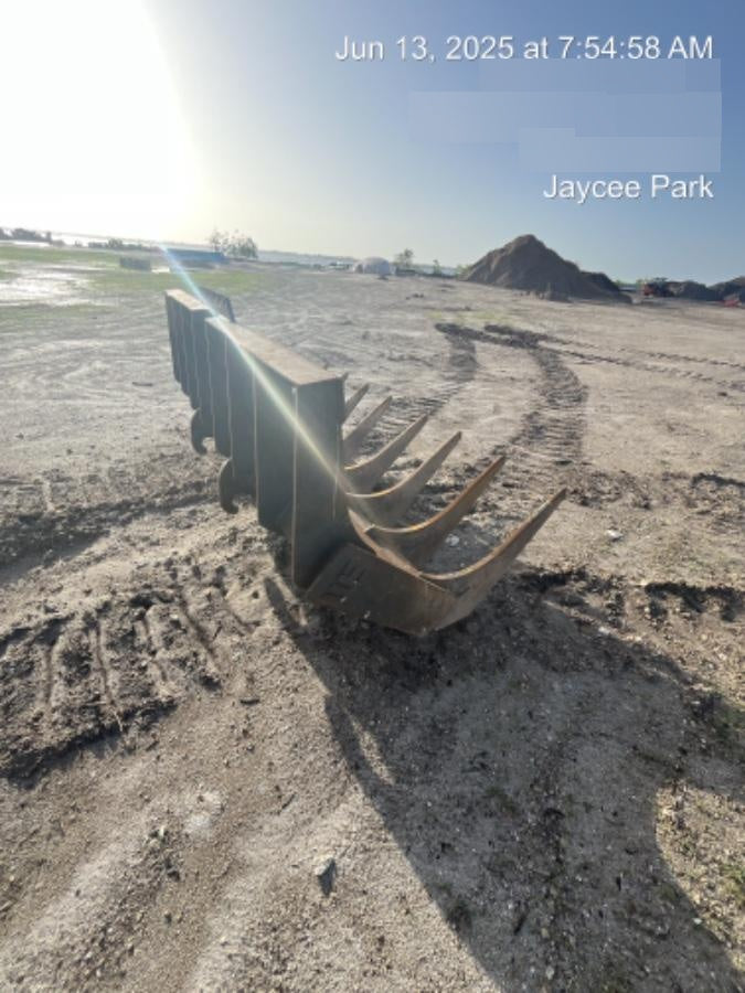 2013 FLECO Loader Rake