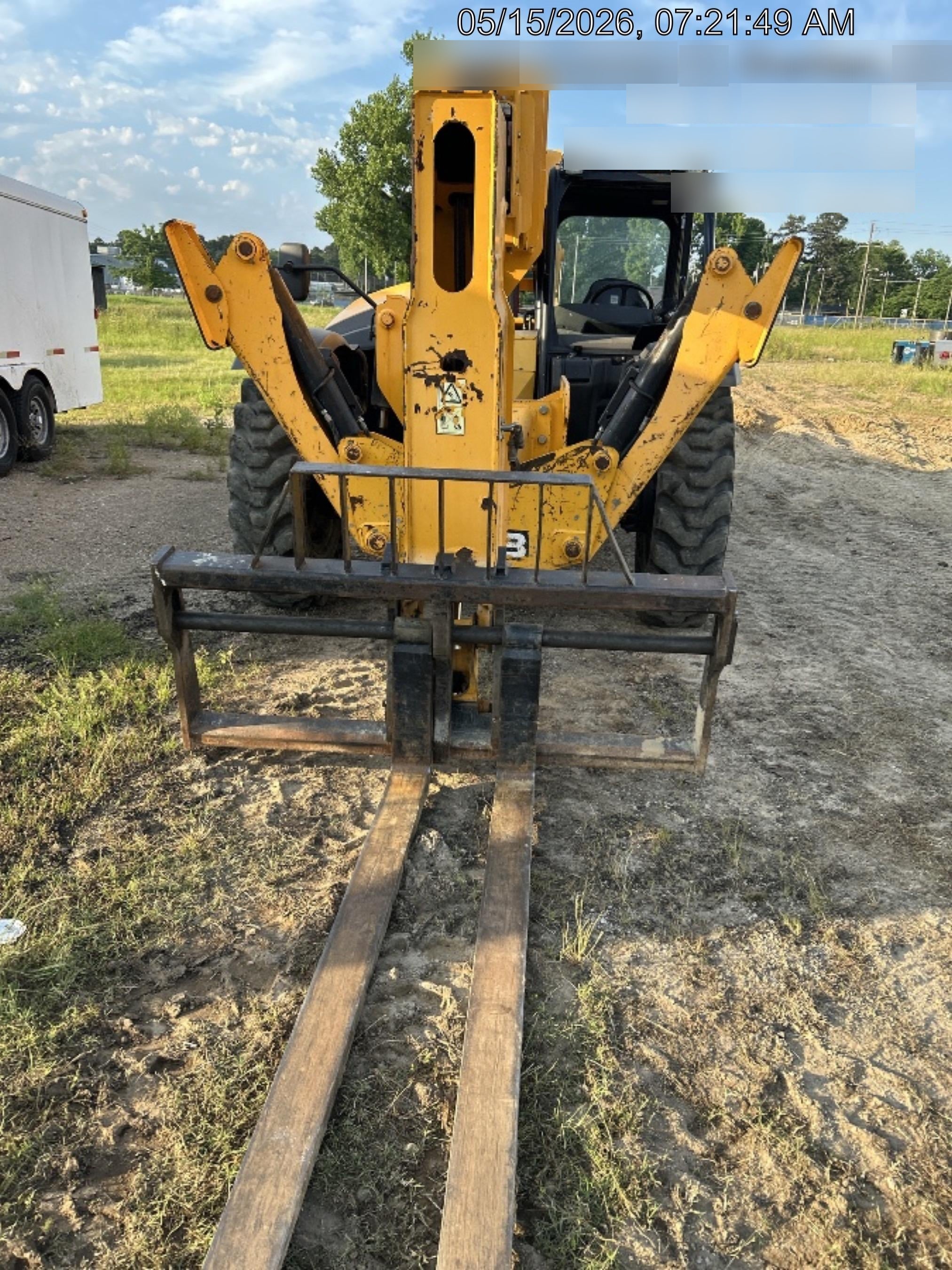 2019 JCB 510-56 Canopy, 74 HP, Solid Tires, STD Worklight, Beacon, Aux Hydraulics, Lifting Eye, Back up Alarm w/66" Carriage/60" Forks