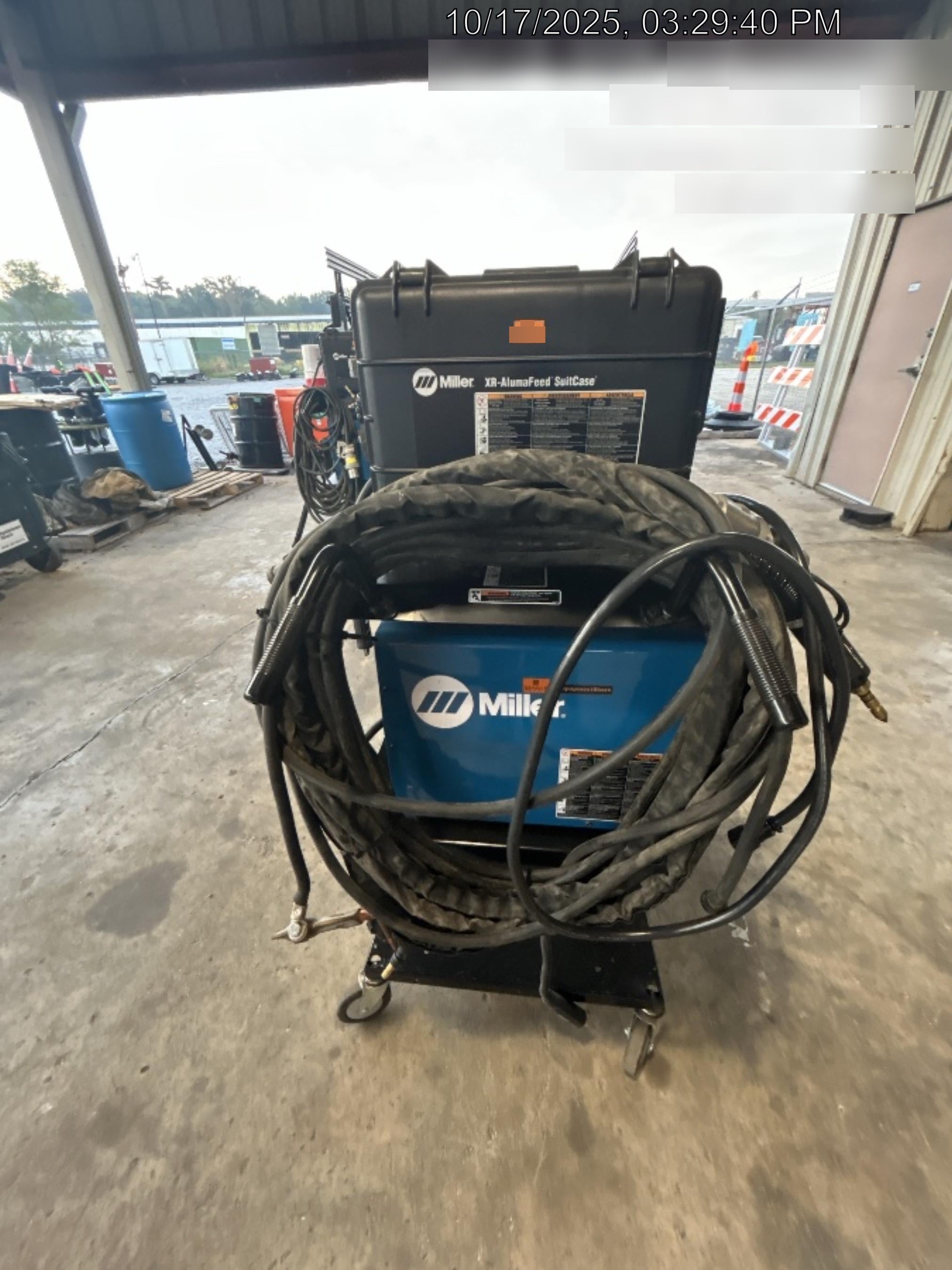 2023 MILLER ELECTRIC XR-AlumaFeed