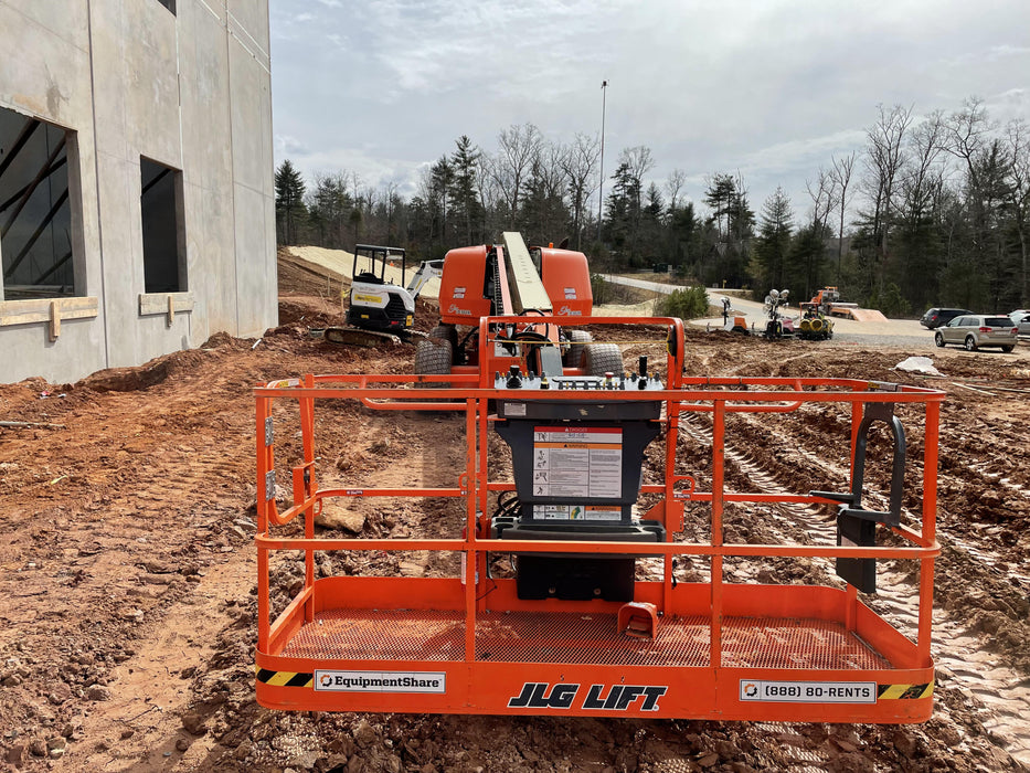 2021 JLG 660SJ