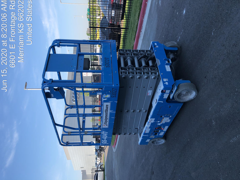 2019 Genie GS-4047 Folding rails with half height swing gate