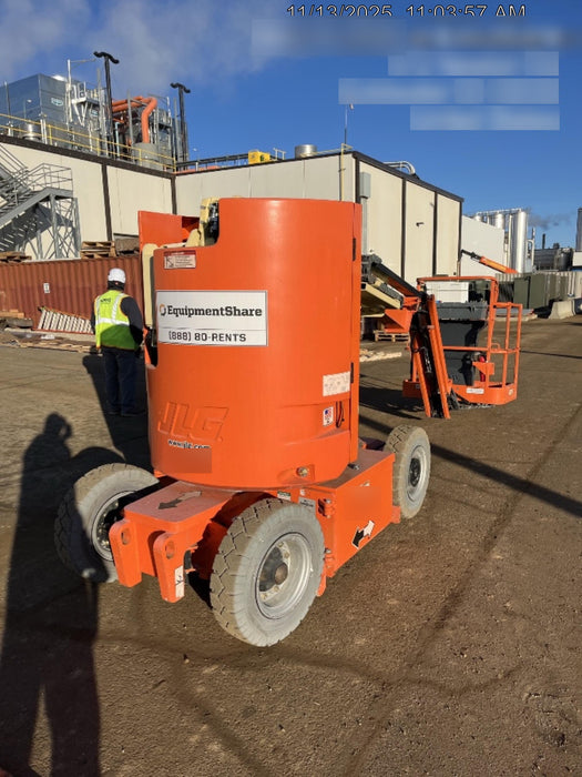 2019 JLG E300AJP