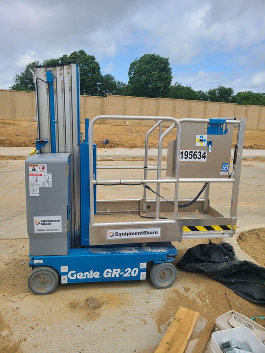 2021 GENIE GR-20