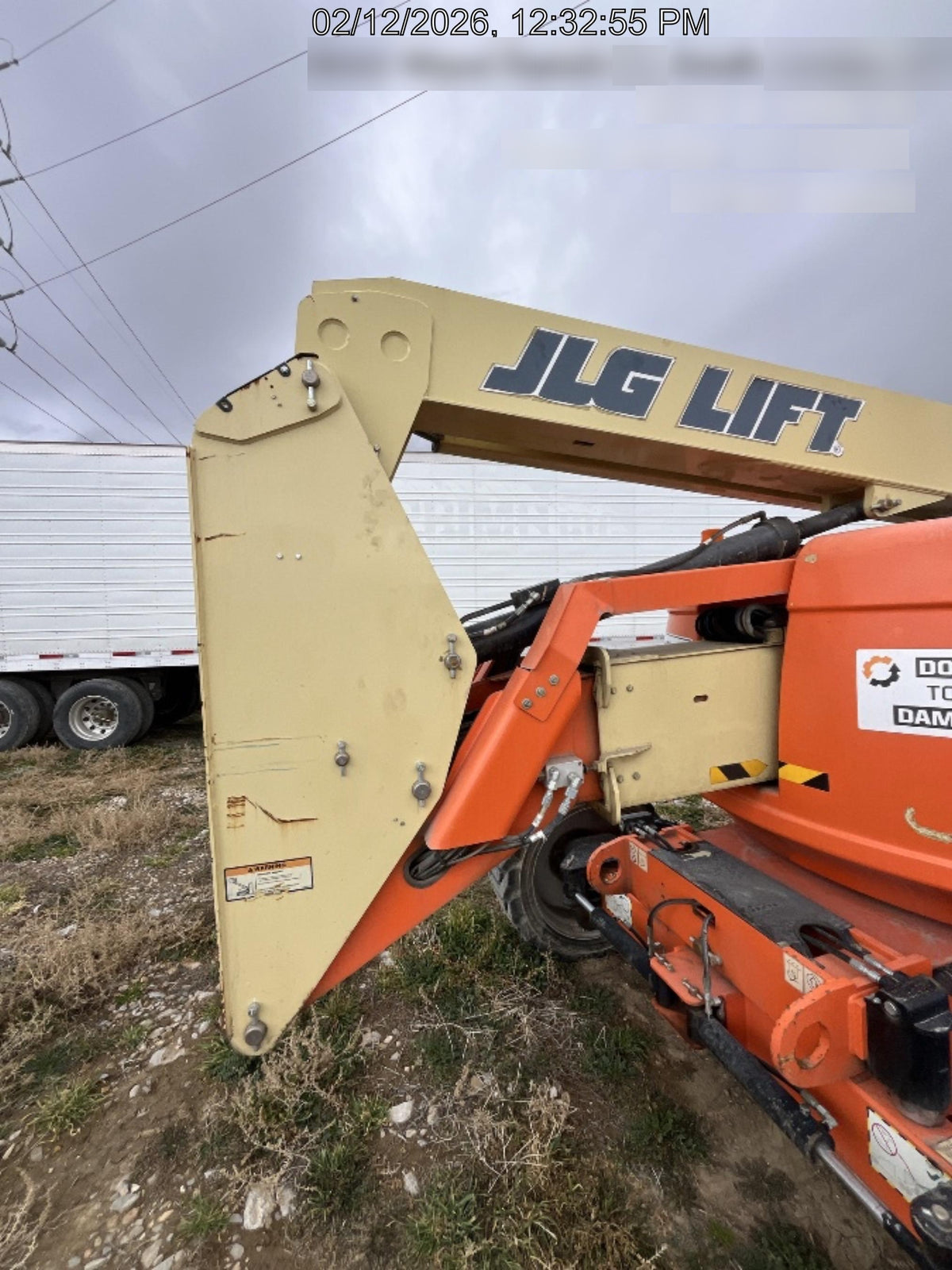2019 JLG 600AJ