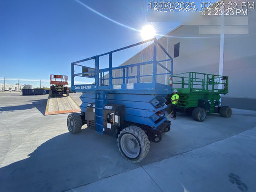 2020 GENIE GS-4390 RT