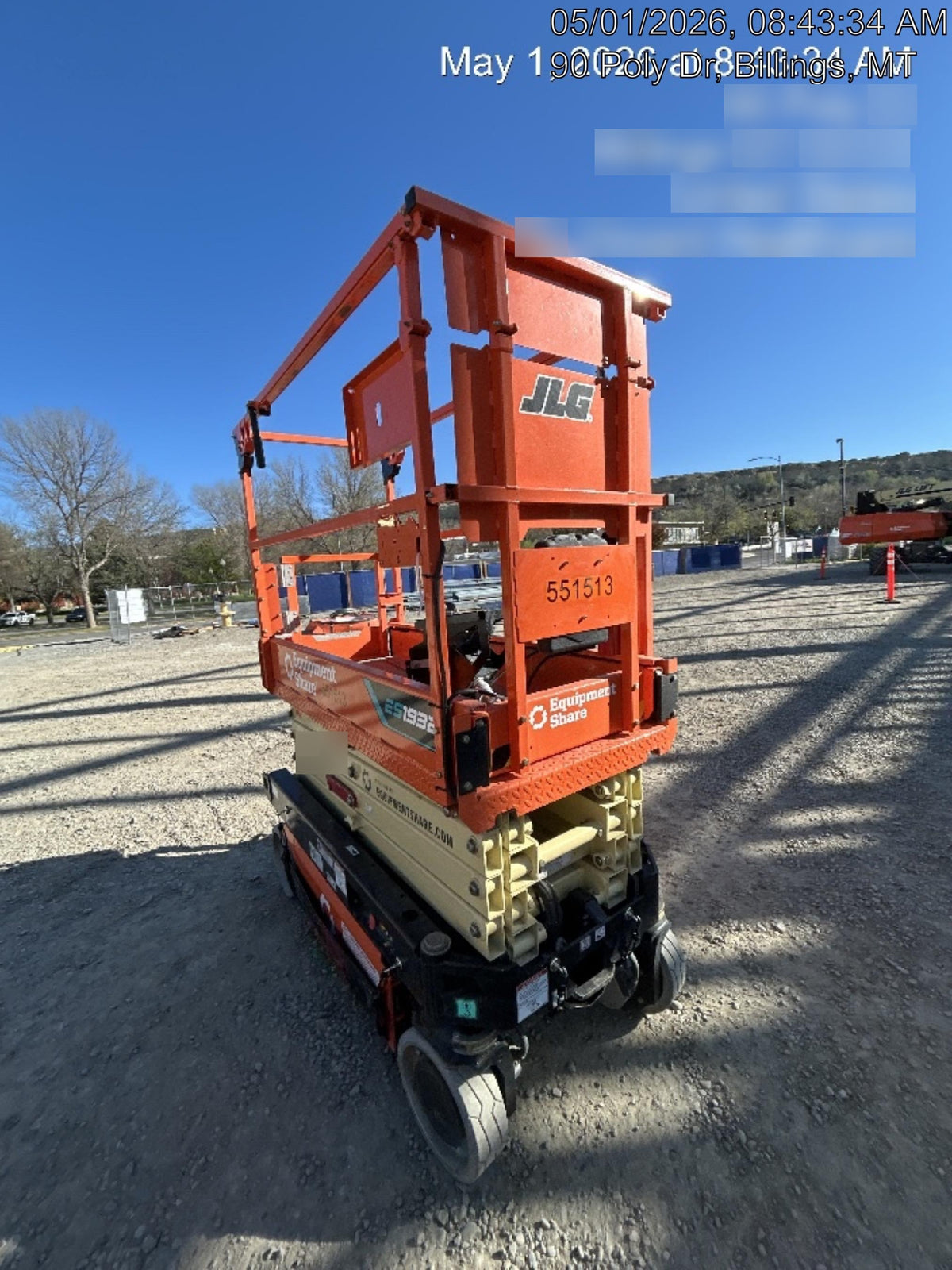 2025 JLG ES1932