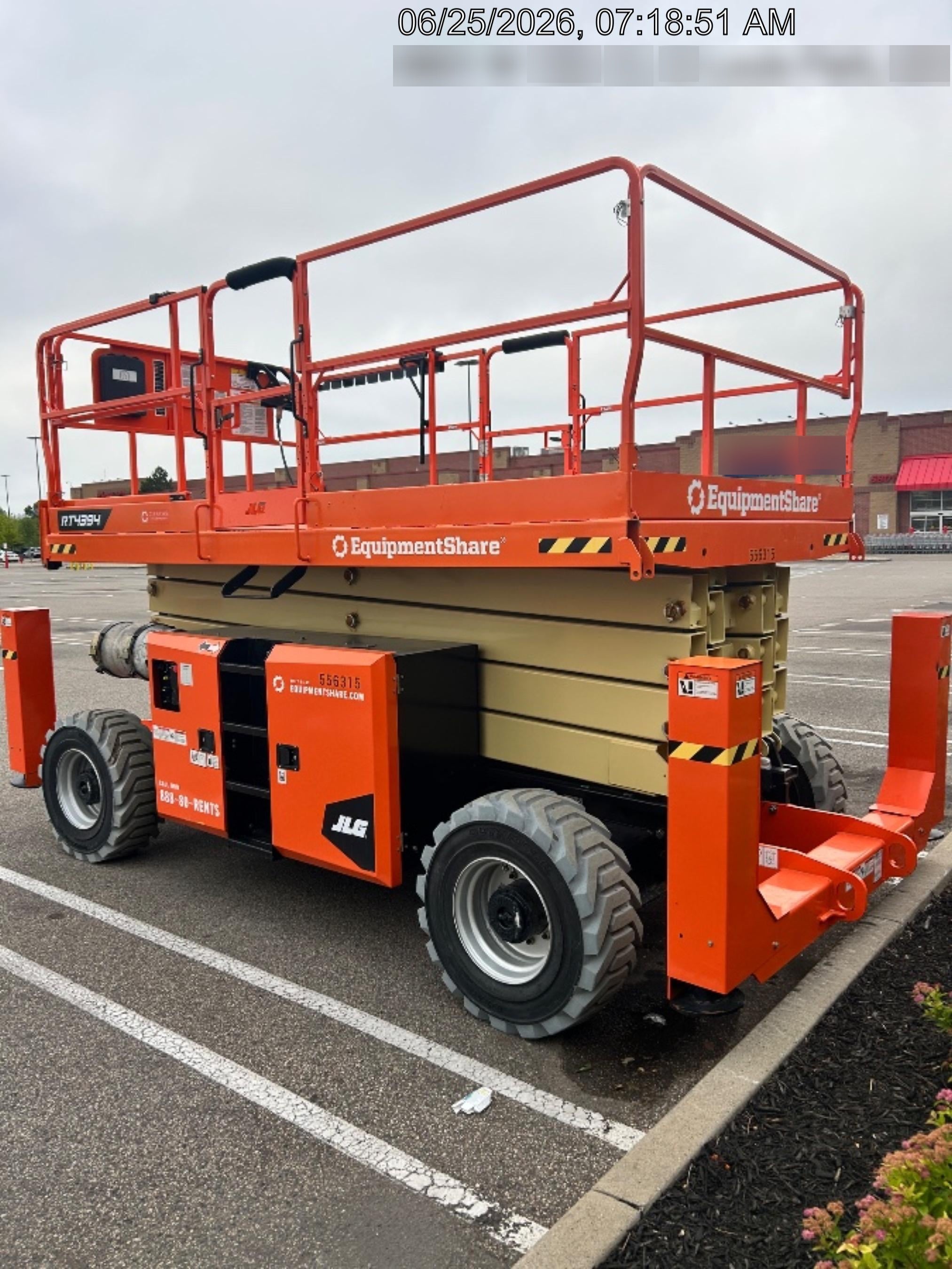 2025 JLG RT4394