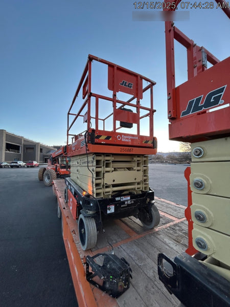 2022 JLG R3246